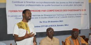 Jóvenes y Desarrollo apoya al Ministerio de Educación Nacional de Malí en la formación basada en competencias