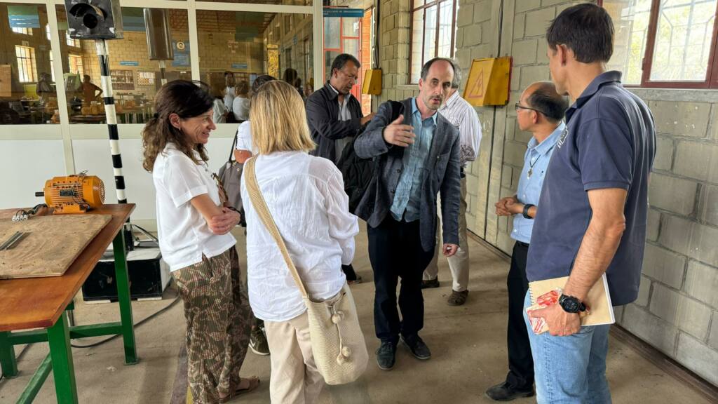Visita de una delegación de la UE a los proyectos que JyD y los Salesianos llevamos a cabo en Adwa (Etiopía)