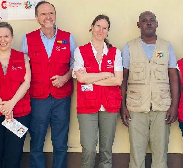La Delegación de la AECID visita el Centro Salesiano de FP de Matola, dentro del Convenio de Cooperación AECID-JyD en Mozambique