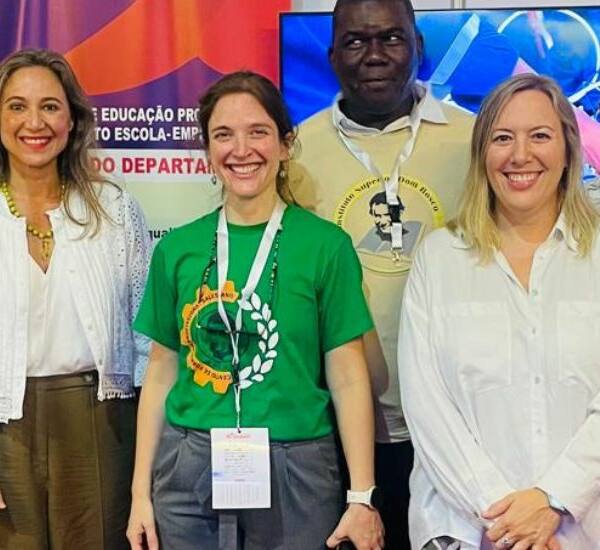 Más de 500 personas visitan el espacio de la Red Salesiana de Educación Profesional en la FACIM 2026 en Mozambique