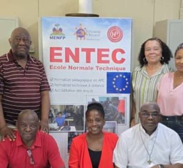 Haití valida su primer programa de Formación Técnico-Profesional en Energías Renovables con el apoyo de la Unión Europea